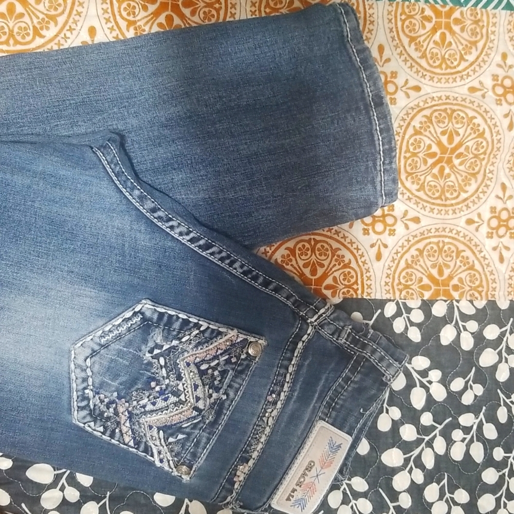 GRACE IN LA JEANS